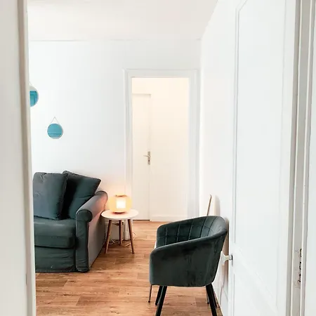 Appartement Cute Little For 6 Persons Parijs