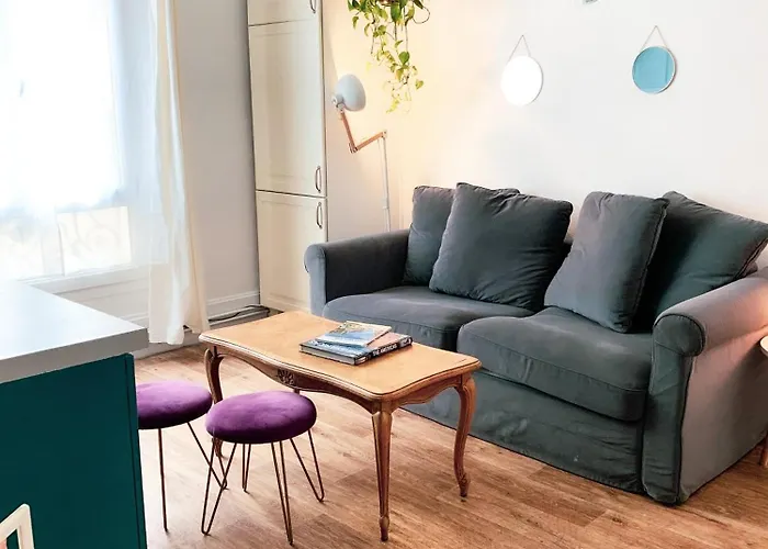 Cute Little For 6 Persons * Paris